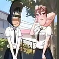 meme - 这是一张手机截图，内容是一张风格荒诞的漫画。画面中有两个穿着校服（白衬衫、黑领带、深色百褶裙）的女生。左边的女生头部长得像一只黑色的平底皮鞋，鞋底正对着观众；右